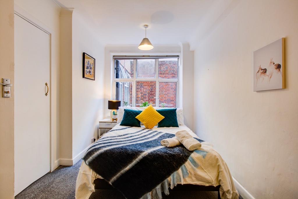 One Bedroom Apartment in Marble Arch