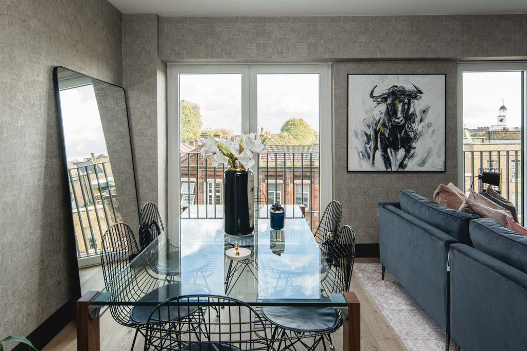 Contemporary 2-Bed, 2-Bath Apartment Near Battersea Power Station