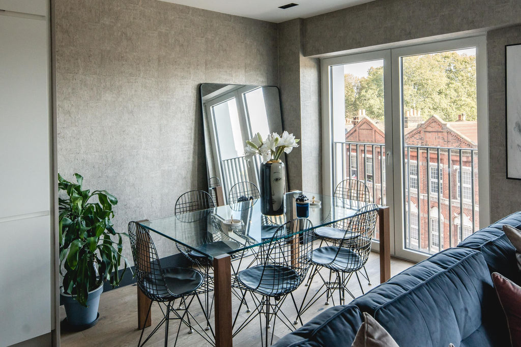 Contemporary 2-Bed, 2-Bath Apartment Near Battersea Power Station