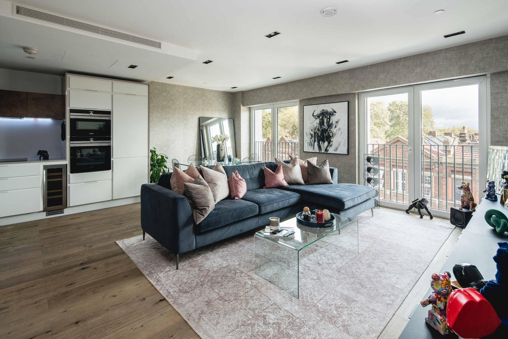 Contemporary 2-Bed, 2-Bath Apartment Near Battersea Power Station