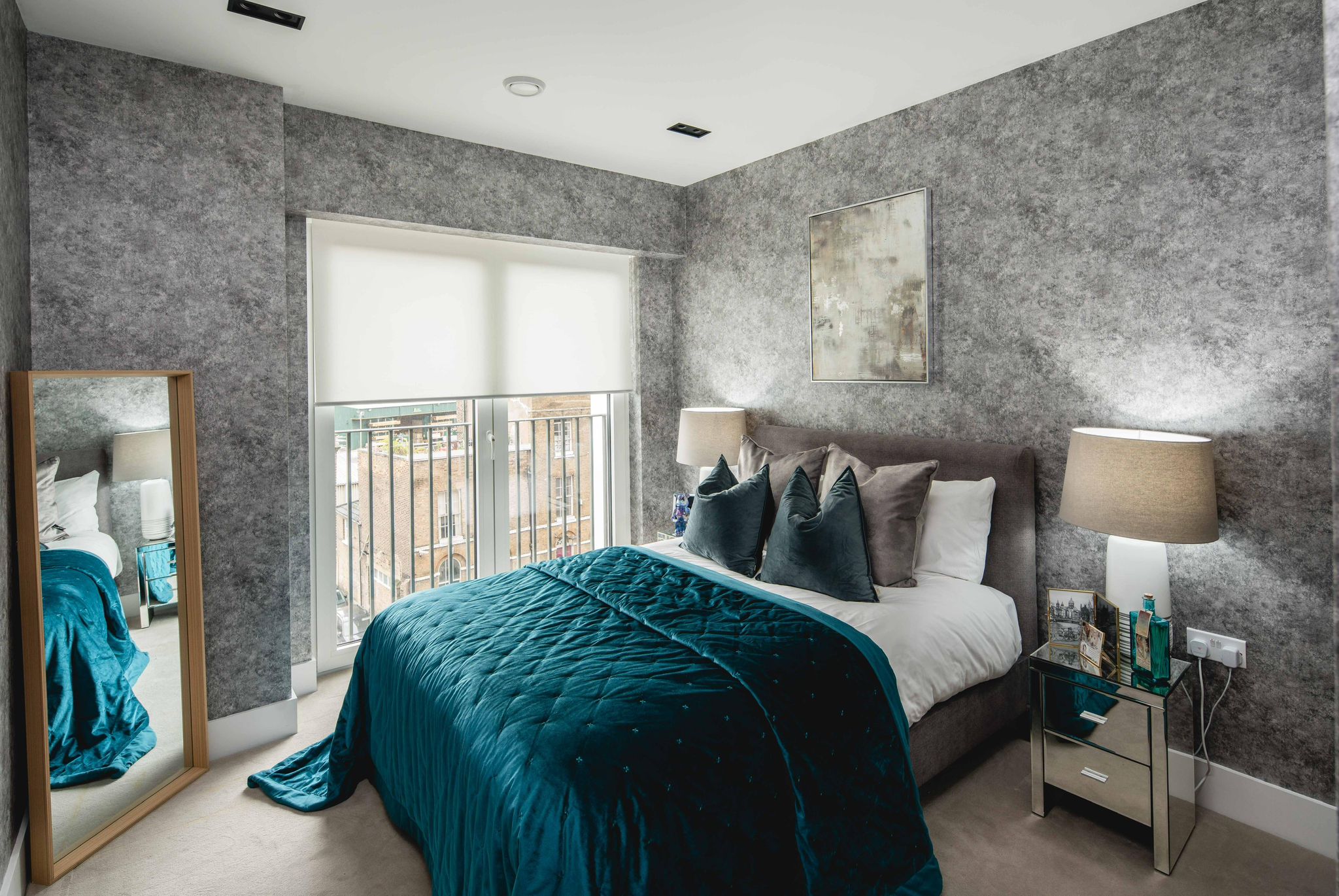 Contemporary 2-Bed, 2-Bath Apartment Near Battersea Power Station