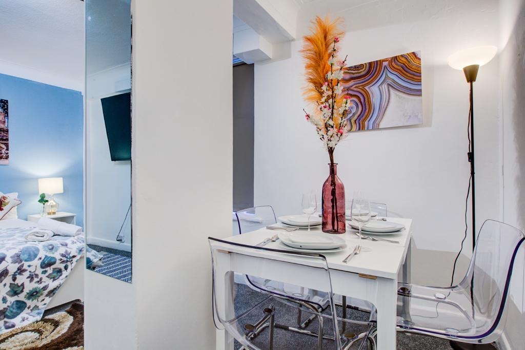 One Bedroom Apartment in Marble Arch