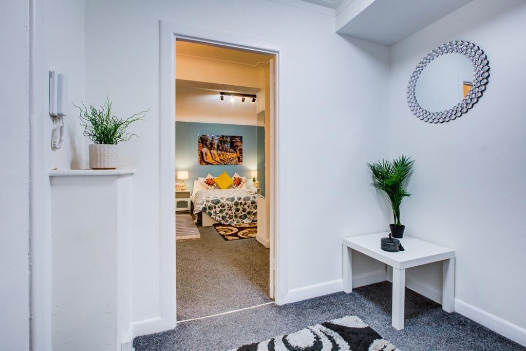 One Bedroom Apartment in Marble Arch